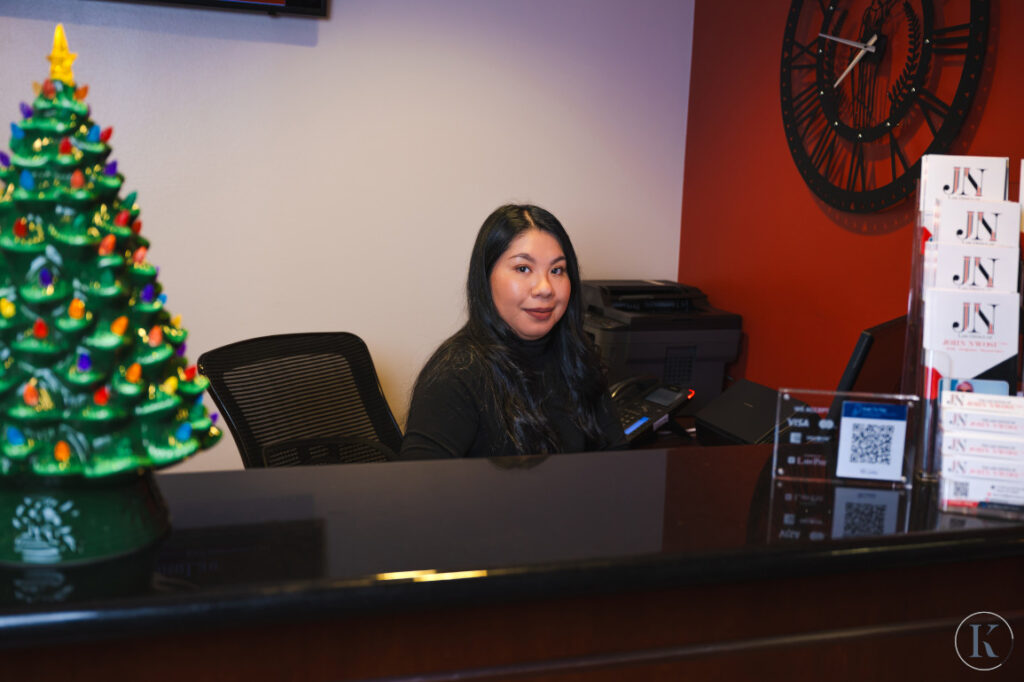 What Happens if My Green Card Expires While I Wait for Citizenship?